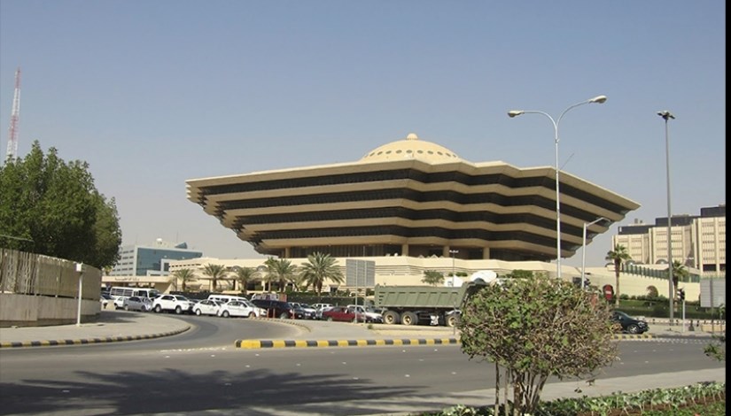 توقع غرامات قاسية لمن يسهل دخول مخالفي نظام أمن الحدود إلى المملكة بتشديد العقوبات الجديدة