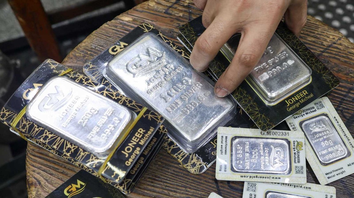 أسعار الفضة تشهد تراجعًا ملحوظًا اليوم في مصر فكم يبلغ سعر عيار 999 في الأسواق الحالية
