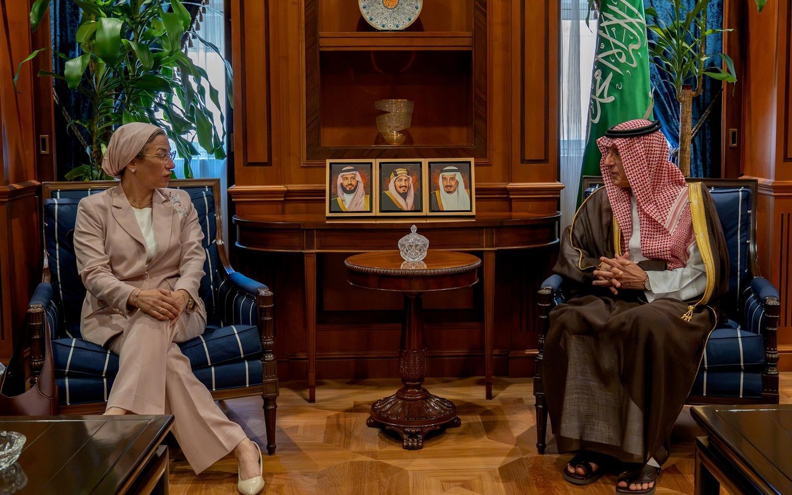 الجبير يلتقي بمسؤولة أممية لتعزيز جهود التعاون الدولي لمواجهة تحديات التصحر وتأثيراتها البيئية