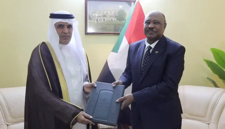 سفير المملكة العربية السعودية لدى السودان يقدم أوراق اعتماده إلى وزير الخارجية في خطوة تعزز العلاقات الثنائية بين البلدين